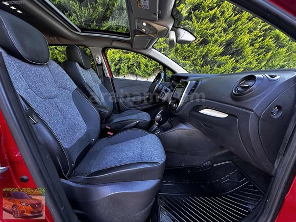 RENAULT CAPTUR 1.5 İCON CAM TAVANLI OTOMATİK