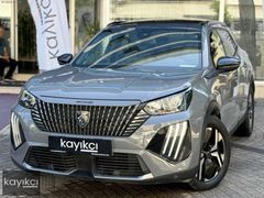 %0.68 KREDİ 2023 PEUGEOT 2008 1.2 PURETECH ALLURE CAM TAVAN