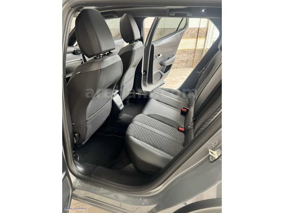 BOYASIZ 2025 MODEL 2008 1.2 P.TECH 130HP ALLURE CAM TAVAN