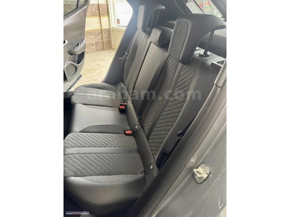 BOYASIZ 2025 MODEL 2008 1.2 P.TECH 130HP ALLURE CAM TAVAN