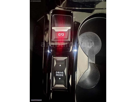 BOYASIZ 2025 MODEL 2008 1.2 P.TECH 130HP ALLURE CAM TAVAN