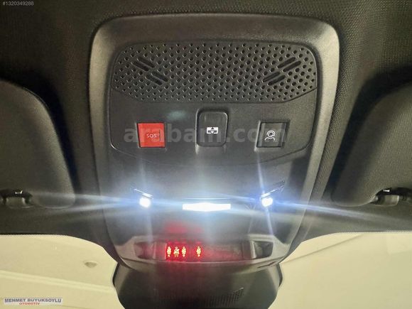 BOYASIZ 2025 MODEL 2008 1.2 P.TECH 130HP ALLURE CAM TAVAN