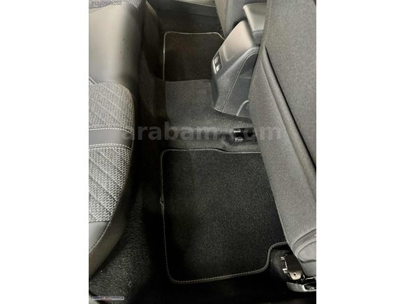 BOYASIZ 2025 MODEL 2008 1.2 P.TECH 130HP ALLURE CAM TAVAN