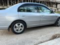MEMURDAN SATILIK TEMİZ VE BAKIMLI HONDA 