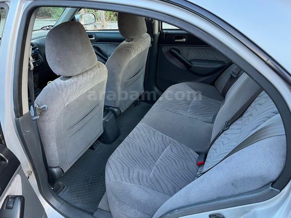 MEMURDAN SATILIK TEMİZ VE BAKIMLI HONDA 