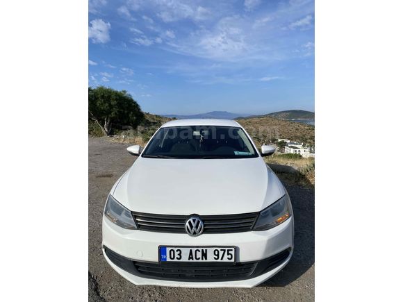 Sahibinden Volkswagen Jetta 1.4 TSi Trendline 2012 Model  105.000 km Beyaz
