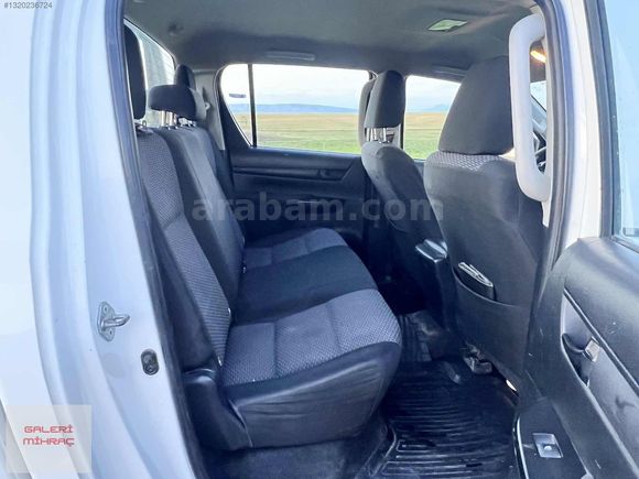 TOYOTA HİLUX 4X2 190 bin KM DE