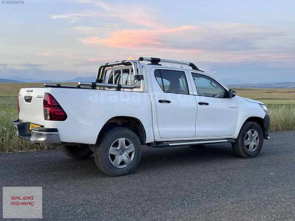 TOYOTA HİLUX 4X2 190 bin KM DE