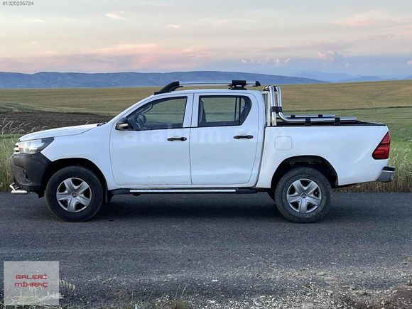 TOYOTA HİLUX 4X2 190 bin KM DE