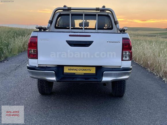 TOYOTA HİLUX 4X2 190 bin KM DE