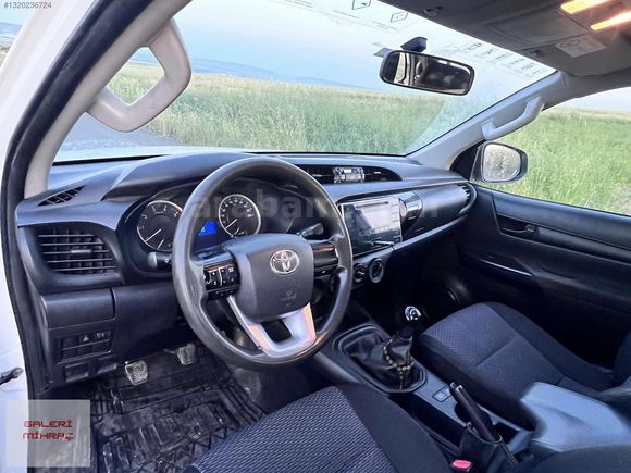 TOYOTA HİLUX 4X2 190 bin KM DE