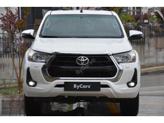 2023 Toyota Hilux 2.4 D-4D 4x4 Adventure OTOMATİK %20 FATURALI