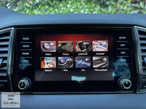 2019 KAROQ CAM TAVAN DİZEL OTOMATİK STYLE