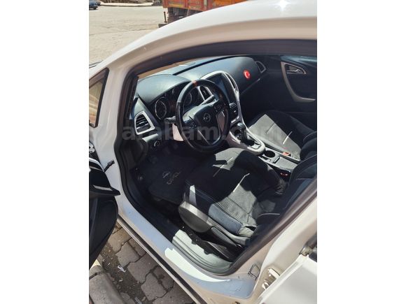 Sahibinden Opel Astra 1.6 Enjoy 2011 Model