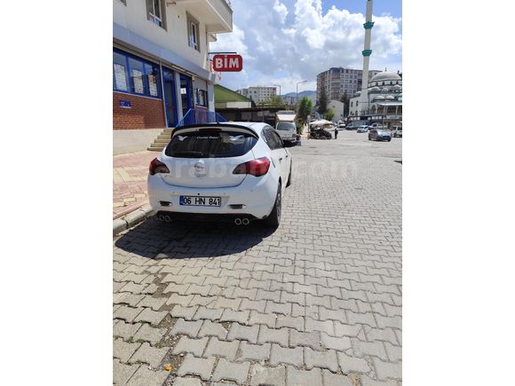 Sahibinden Opel Astra 1.6 Enjoy 2011 Model