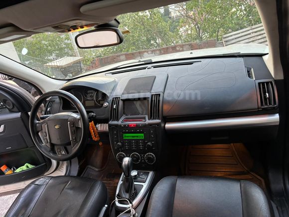 Sahibinden Land Rover Freelander 2.2 TD4 SE 2011 Model