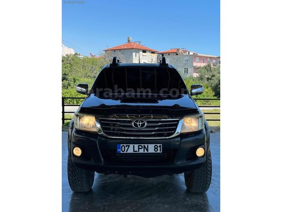 DÜŞÜK KM 4X4 TOYOTA HILUKS