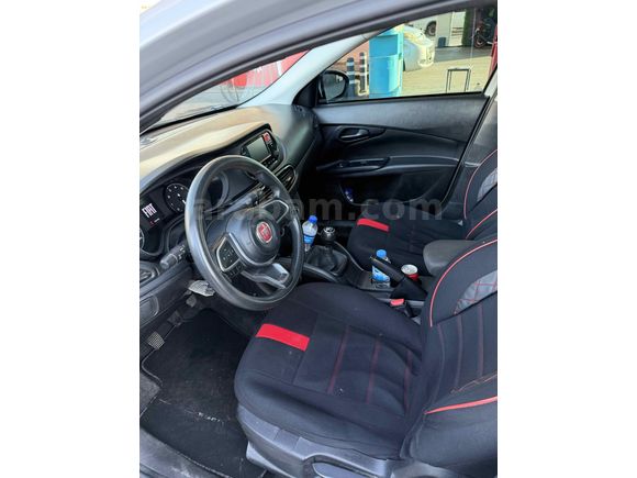 Sahibinden Fiat Egea 1.4 Fire Easy 2022 Model 