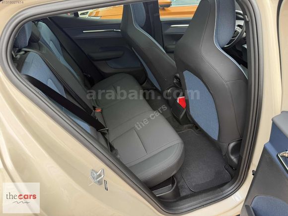 2025 MODEL BOYASIZ VOLVO EX 30 EXTENDED RANGE ULTRA 9 BİN KM DE