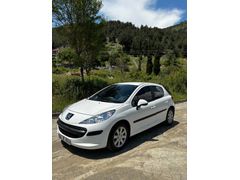 Sahibinden Peugeot 207 1.4 Trendy 2007 Model 