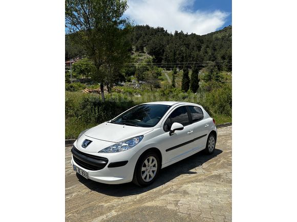 Sahibinden Peugeot 207 1.4 Trendy 2007 Model 