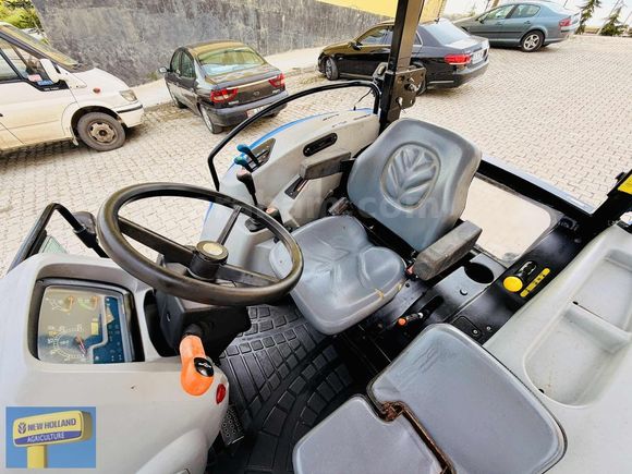 BEŞİRİKLERDEN 2017 MODEL TT4.65 NEW HOLLAND 3000 SATTE CAM GİBİ
