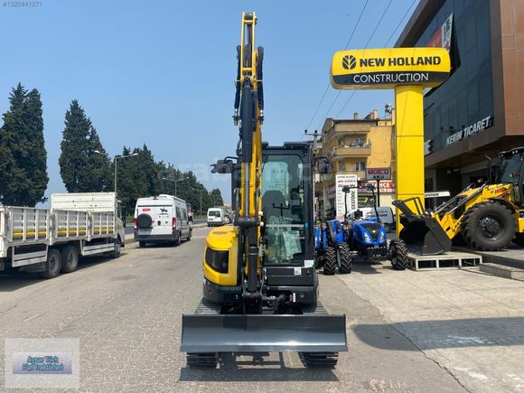 AYSAR'DAN 2025 NEW HOLLAND E35D SATILIK MİNİ EKSKAVATÖR