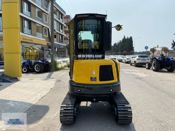 AYSAR'DAN 2025 NEW HOLLAND E35D SATILIK MİNİ EKSKAVATÖR