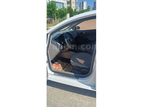 Sahibinden Seat Ibiza 1.4 Style 2014 Model