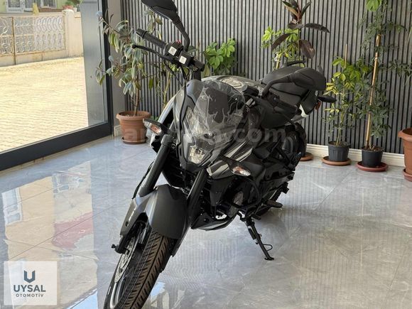 YETKİLİ BAYİDEN PULSAR NS125 ABS