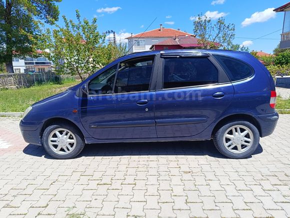 Renault Scenic 1.6 Dynamique 2003 Lacivert