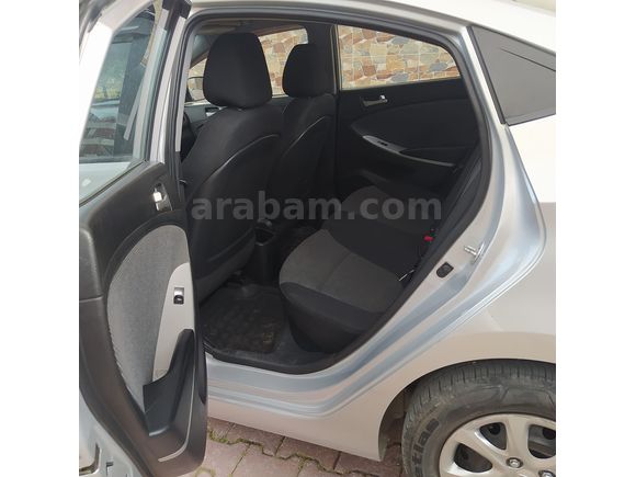 ACİL SATILIK KMSİ ORİJİNAL HYUNDAİ ACCENT BLUE 2013 MANUEL