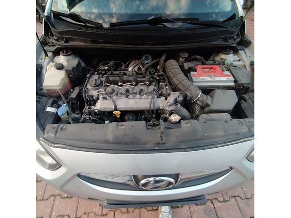 ACİL SATILIK KMSİ ORİJİNAL HYUNDAİ ACCENT BLUE 2013 MANUEL
