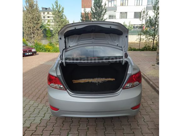 ACİL SATILIK KMSİ ORİJİNAL HYUNDAİ ACCENT BLUE 2013 MANUEL