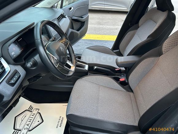 2025 CLIO 1.0 EVOLUTION GSR2 BOYASIZ K.KARTA TAKSİT / 0.99 KREDİ