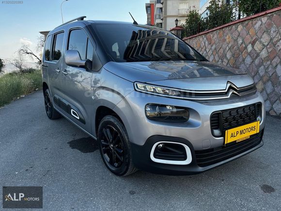 2020 OTOMATİK ..CAM TAVANLİ..ORJİNAL BERLİNGO
