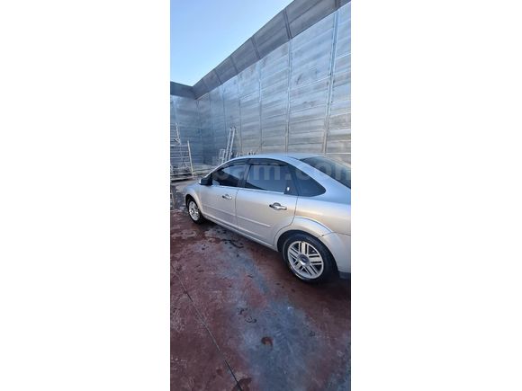 Sahibinden Ford Focus 1.6 TDCi Ghia 2006 Model