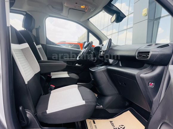 ADANZY AUTO'dan 2025M CITROEN BERLİNGO HATASIZ 10 BİN KM DE