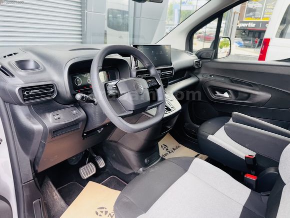 ADANZY AUTO'dan 2025M CITROEN BERLİNGO HATASIZ 10 BİN KM DE