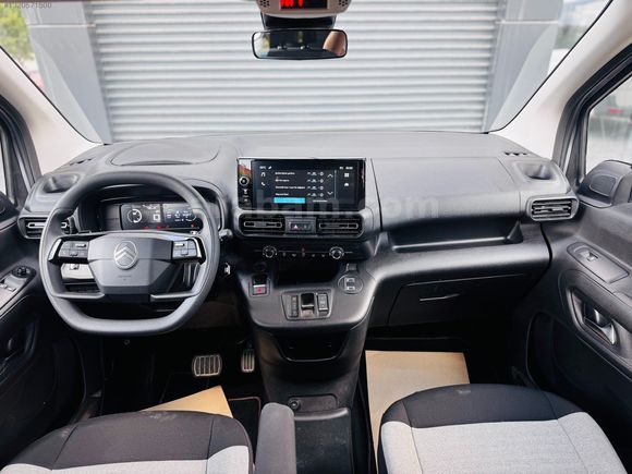 ADANZY AUTO'dan 2025M CITROEN BERLİNGO HATASIZ 10 BİN KM DE