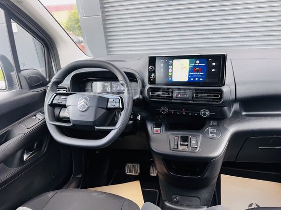 ADANZY AUTO'dan 2025M CITROEN BERLİNGO HATASIZ 10 BİN KM DE
