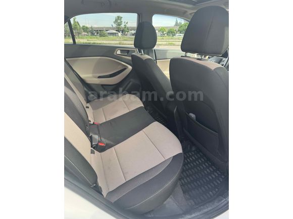 Sahibinden Hyundai i20 1.4 CRDi Elite 2017 Model 