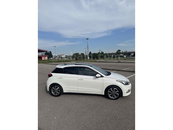 Sahibinden Hyundai i20 1.4 CRDi Elite 2017 Model 