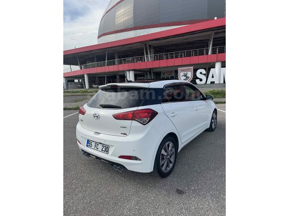 Sahibinden Hyundai i20 1.4 CRDi Elite 2017 Model 
