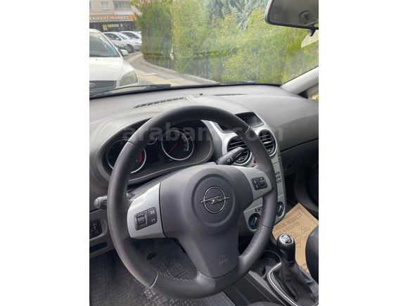 Sahibinden Opel Corsa 1.3 CDTI Enjoy 2012 Model  ses yalıtımlı
