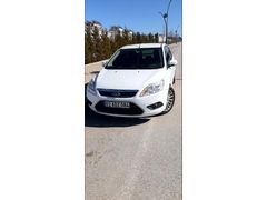 Sahibinden Ford Focus 1.6 TDCi Collection 2011 Model  291.000 km Beyaz