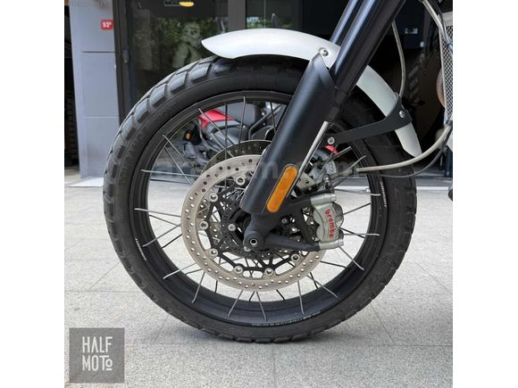 HALF MOTO BEŞİKTAŞ 2023 Triumph Scrambler 1200 XC