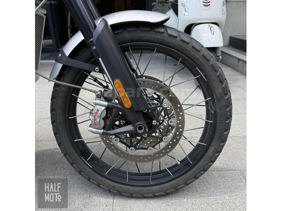 HALF MOTO BEŞİKTAŞ 2023 Triumph Scrambler 1200 XC