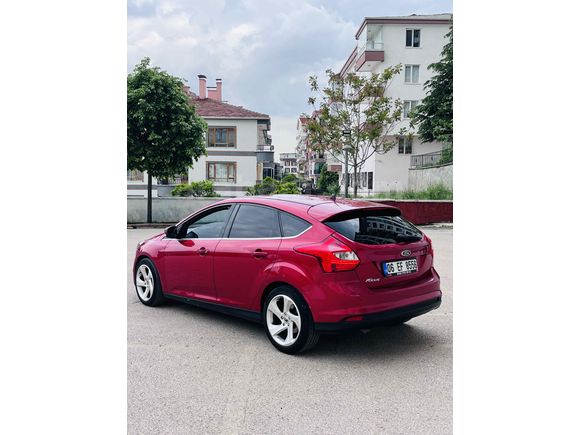 Sahibinden Ford Focus 1.6 TDCi Titanium 2012 Model  Konuşan paket