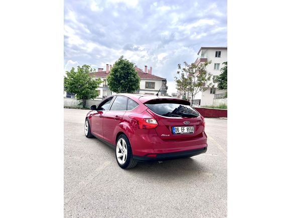 Sahibinden Ford Focus 1.6 TDCi Titanium 2012 Model  Konuşan paket